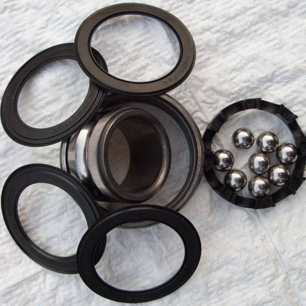 wheelbearing-9247-b-1inch-4seals.jpg wheelbearing-9247-b-1inch-4seals.jpg