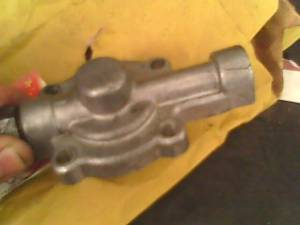 cracked_oil_pump_cover_1_by_acb2.jpg cracked_oil_pump_cover_1_by_acb2.jpg